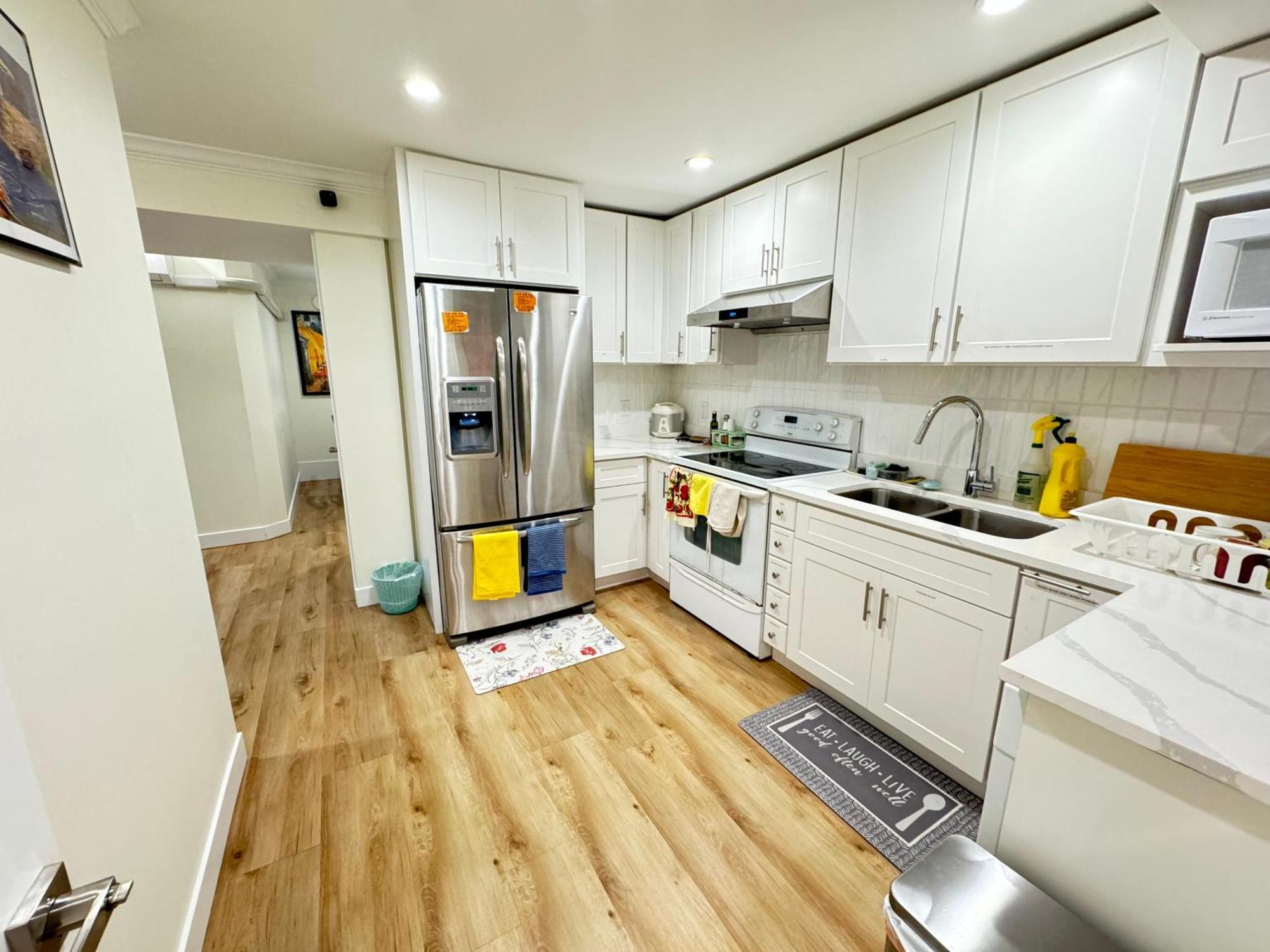 Quite House Near The Vancouver Airport リッチモンド エクステリア 写真